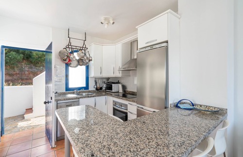 San Jose Apartment | Stunning 2 bed apartment- private terraces, shared pool and BBQ area great views