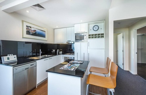 Mandurah Condo | Stunning 270 degrees view of the Ocean, Beach & Marina Views