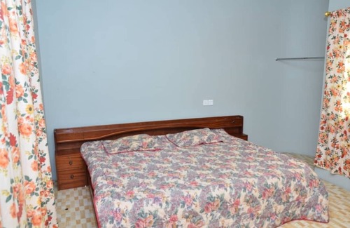 Sekondi-Takoradi Bed & Breakfast | Stunning 3 bedrooms air bed and breakfast, located at fijal hills Takoradi.