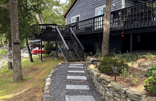 Arden Cottage | Stunning 5 Bedroom Lakehouse