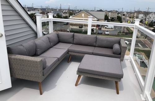 Lavallette House | Stunning 5 Bedroom, 3 Bath w/Fabulous Decks and Views (1/2 block from the beach)
