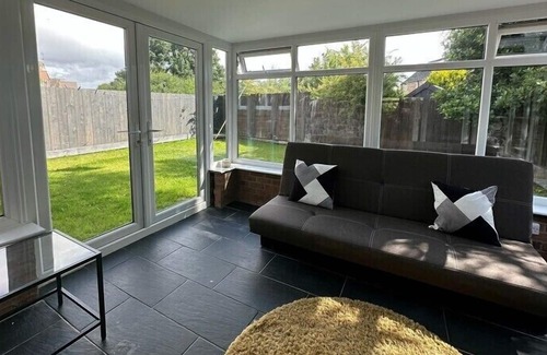 Strensall House | Stunning 5-bedroom detached house