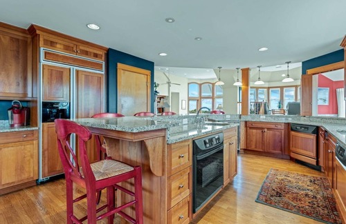 Corolla House | Stunning 6 Bedroom Home w/Private Pool and hot tub. Access to Resort Amenities w/Seasonal Beach Trolley