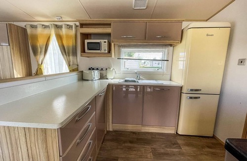Great Yarmouth House | Stunning 6 berth caravan with decking at Cherry Tree Park in Norfolk ref 70802C