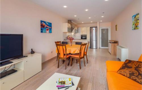 Donji Kraj Apartment | Stunning Apartment In Moscenicka Draga