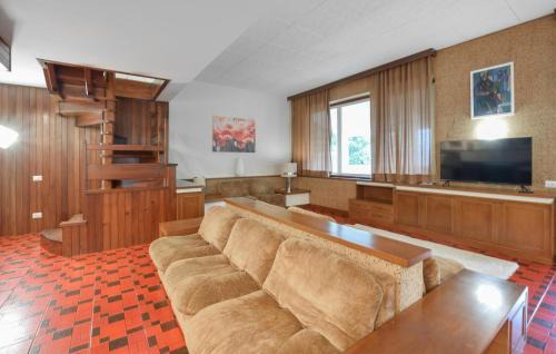 Bordogna Apartment | Stunning Apartment In Bordogna