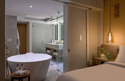 Singer Island Hotel | Stunning Beachfront Resort with Family Ready Room | Private Balcony w/View