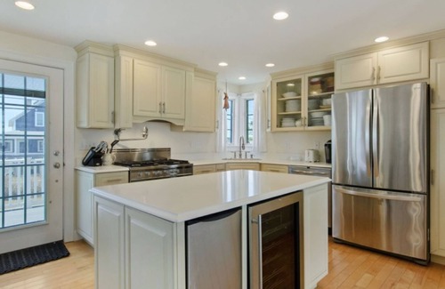 Wells Beach House | STUNNING BEACHSIDE LISTING DIRECTLY ON WELLS BEACH: RELAXING: 9/28-10/2 NOW OPEN