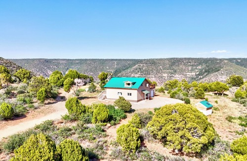 Lewis House | Stunning Canyon-Rim Retreat on the Dolores River in beautiful SW Colorado.
