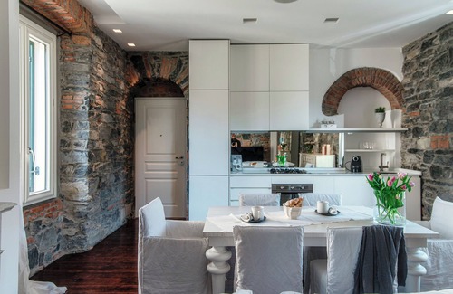 Como Apartment | Stunning Central Como apt by JOIVY