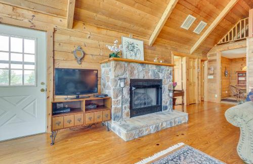 Ridgeway House | Stunning Gore Vacation Rental on 10 Acres of Land!