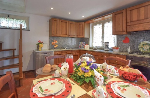 Corsanico House | Stunning home in Botrici-Massarosa (LU)