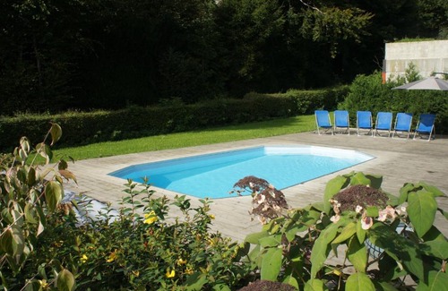 Neufchateau House | Stunning Holiday Home with Sauna in Neufchateau