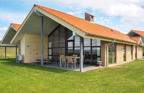 Rendbjerg House | Stunning home in Egernsund with sauna
