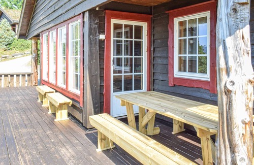 Strandvik House | Stunning home in Fusa with sauna
