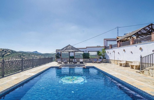 Iznajar House | Stunning home in Iznájar with WiFi
