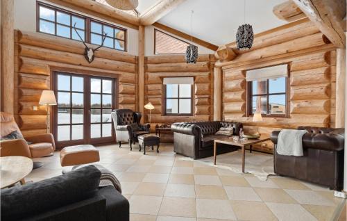 Nimtofte House | Stunning Home In Nimtofte With Kitchen