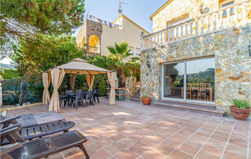 Palafolls House | Stunning Home In Palafolls