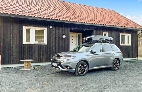 Songe House | Stunning home in Songe with WiFi