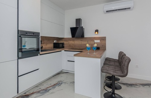 Vrsi House | Stunning home in Vrsi with WiFi