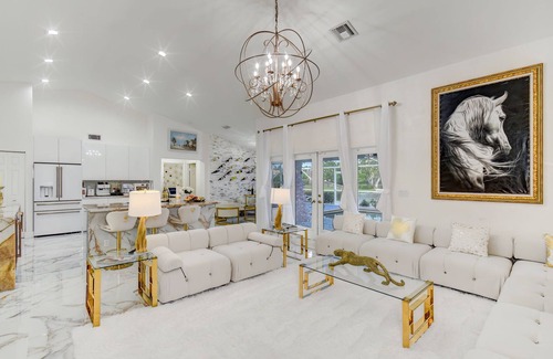 Greenview Shores House | Stunning House with Beautiful Lake. Wellington. Florida