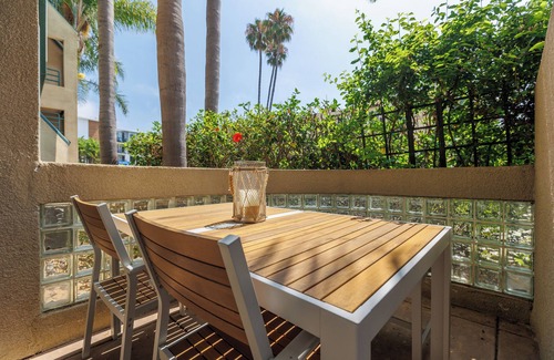 La Jolla Condo | Stunning La Jolla Shores Condo - Walk to Beach