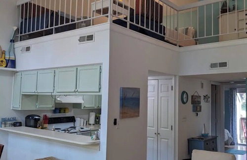 Avoca Condo | Stunning Lake-themed condo on Lake Monroe at Eagle Pointe Golf Resort.nnn