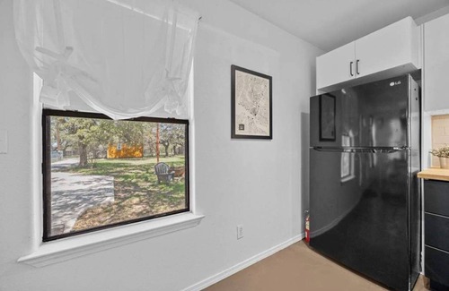 Apache Shores House | Stunning Lake Travis Retreat in Austin