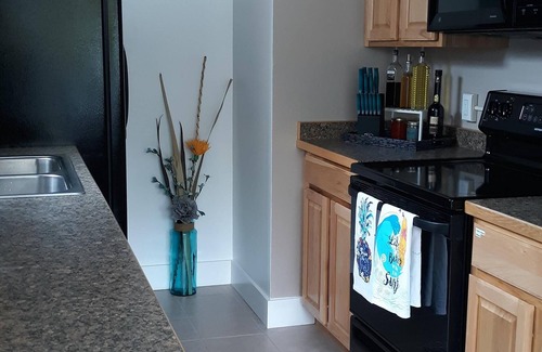 Polson Condo | Stunning Lake Views from Every Room!