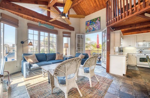 Mission Beach House | Stunning Mission Beach Home - Steps to the Sand!