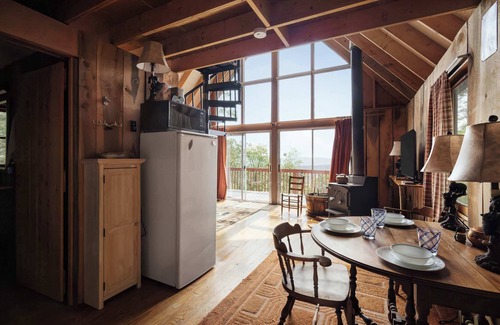 Paw Paw Cabin | Stunning Mountain Views w/Deck & Grill on 5 Acres!