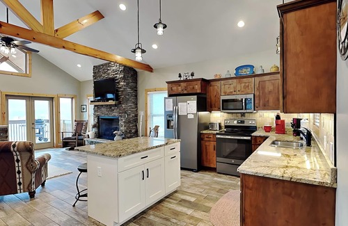 Chalet Village North Cabin | Stunning Mountainside Cabin with Panoramic Views, Hot Tub, Game Room + Pool Acce