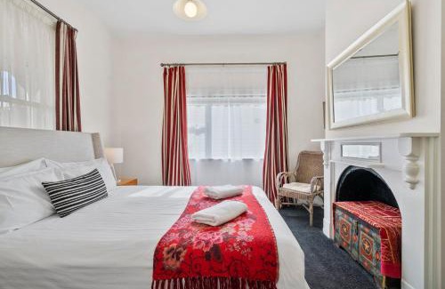Sandy Bay House | Stunning newly renovated home in perfect location