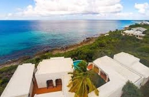 Shoal Bay House | Stunning Ocean Front Shoal Bay Villa