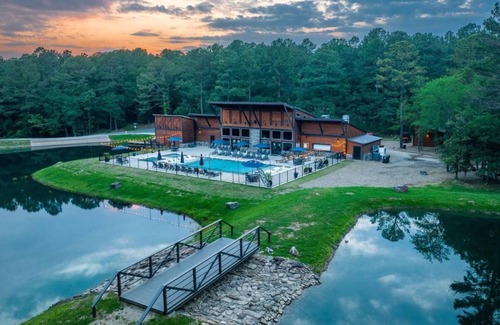 Broken Bow Cabin | Stunning oversized porch overlooking Pine Lake. Jacuzzi hot tub, outdoor see through fireplace!
