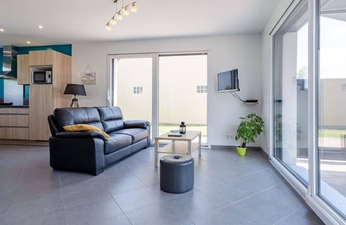 Saint-Germain-sur-Ay House | Stunning private villa for 4 people with TV, terrace and pets allowed