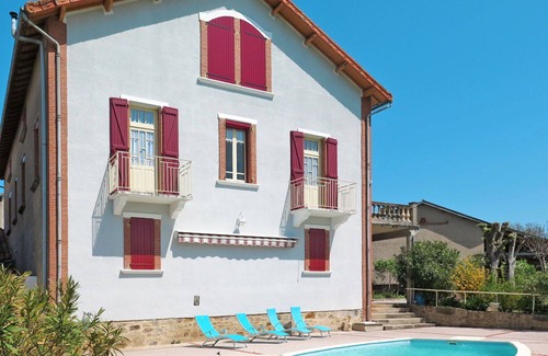 Lacapelle-Segalar House | Stunning private villa for 6 people with A/C, private pool, WIFI, TV, terrace and pets allowed