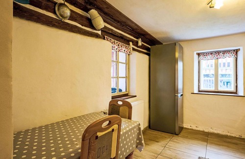 Tanvald House | Stunning private villa for 7 guests with WIFI, TV, terrace and parking