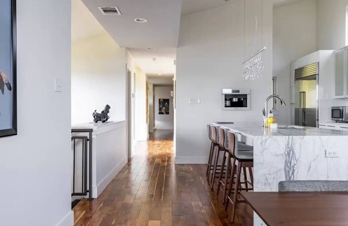 Austin House | Stunning, Private, Mid-Century Home in East Austin