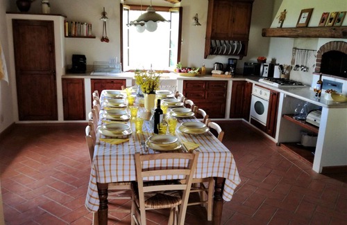 Montegonzi Villa | Stunning private villa for 10 people with private pool, WIFI, A/C, TV, veranda and panoramic view