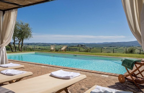 Castellina in Chianti Villa | Stunning private villa with WIFI, private pool, TV, patio, panoramic view, parking, close to Siena