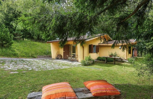 San Romano in Garfagnana House | Stunning private villa for 6 people with WIFI, TV, patio and pets allowed