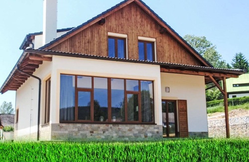 Lipno nad Vltavou House | Stunning private villa for 8 guests with WIFI, TV, terrace, pets allowed and parking
