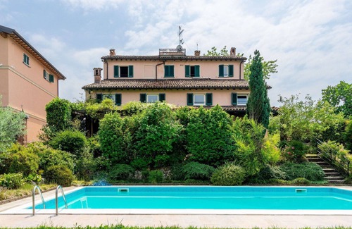 Zenevredo Villa | Stunning private villa with A/C, private pool, WIFI, TV, patio, pets allowed and panoramic view