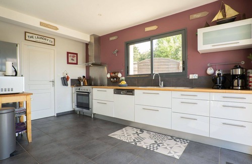 Plouarzel House | Stunning private villa for 10 guests with WIFI, TV, terrace and pets allowed
