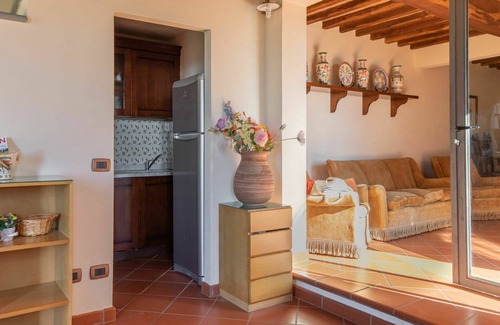 Santa Lucia Villa | Stunning private villa for 4 guests with WIFI, A/C, TV and patio