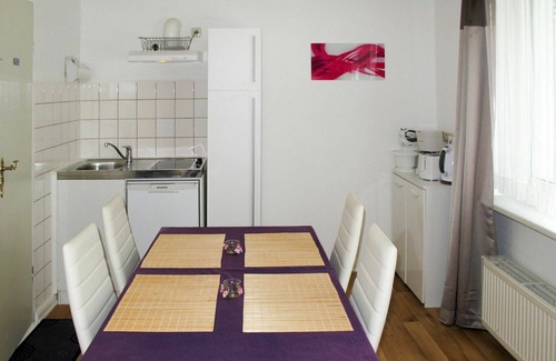 Godern House | Stunning private villa for 6 people with WIFI, TV and terrace
