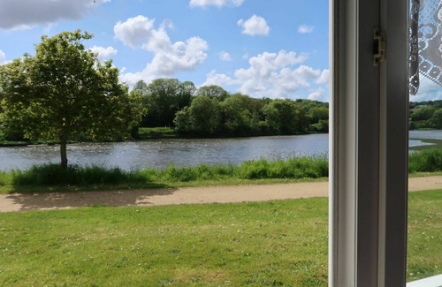 Plouenan House | Stunning private villa for 2 people with TV and patio