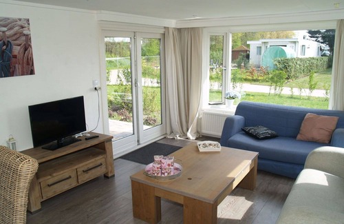 Susteren House | Stunning private villa for 4 people with pool, WIFI, TV, terrace and parking