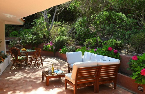 Portobello di Gallura House | Stunning private villa for 8 people with WIFI, TV, patio and pets allowed